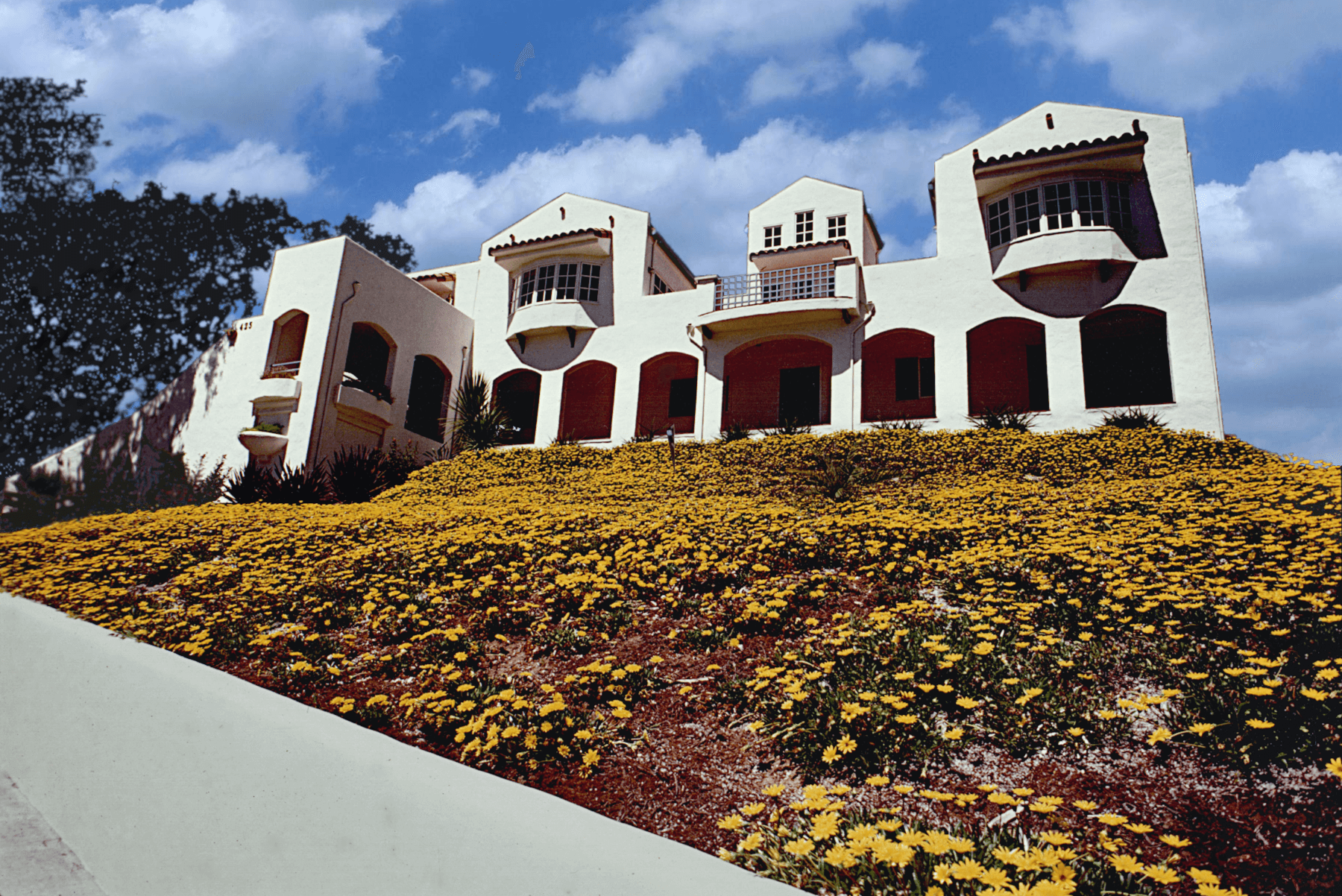 Image of Vista Del Mar house located in Aptos, California, designed by architect Jeff Finsand.